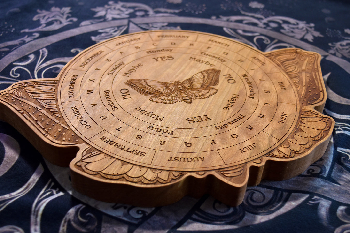 Pendulum dowsing board - Deluxe Deathmoth